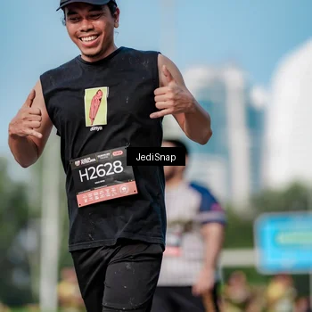 Runner Photo 6837175