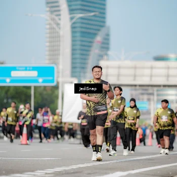 Runner Photo 6837201