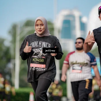 Runner Photo 6837206