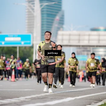 Runner Photo 6837217