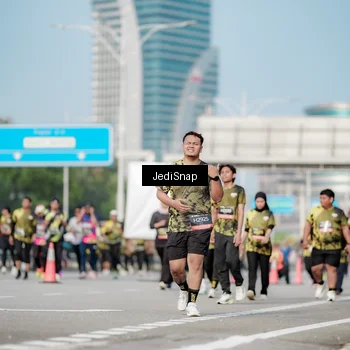 Runner Photo 6837233