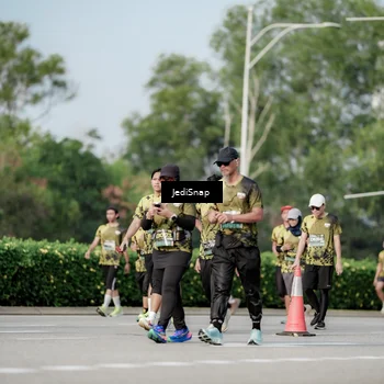 Runner Photo 6837257