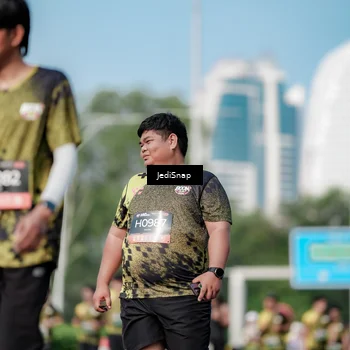 Runner Photo 6837279