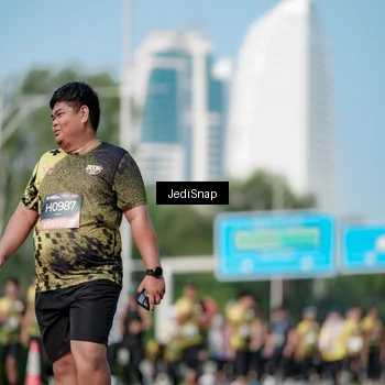 Runner Photo 6837285