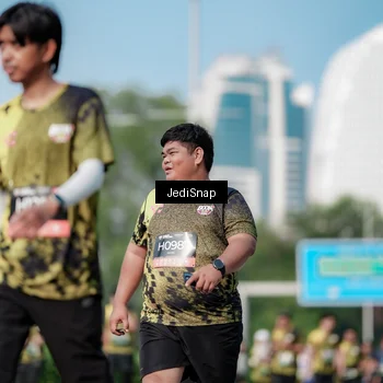 Runner Photo 6837287