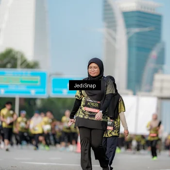 Runner Photo 6837295