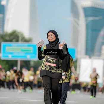 Runner Photo 6837312