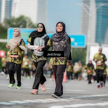 Runner Photo 6837364