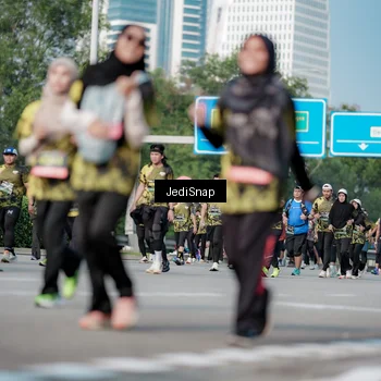 Runner Photo 6837372