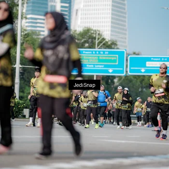 Runner Photo 6837392