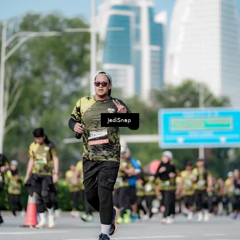 Runner Photo 6837418