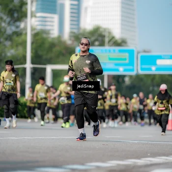 Runner Photo 6837421