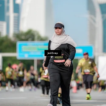 Runner Photo 6837431