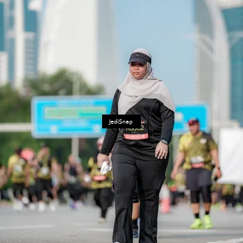 Runner Photo 6837433