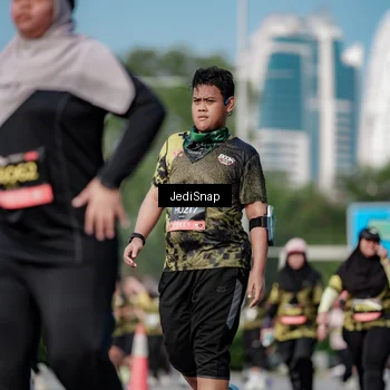 Runner Photo 6837463