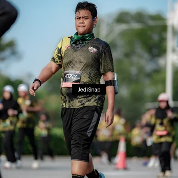 Runner Photo 6837471