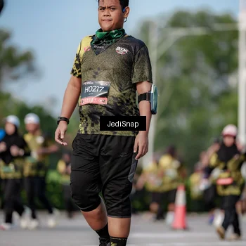 Runner Photo 6837482