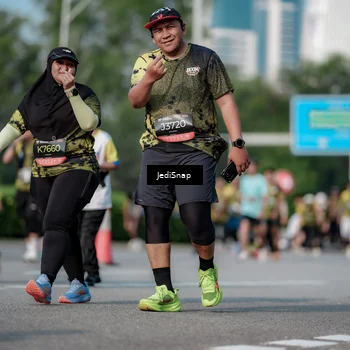 Runner Photo 6837513