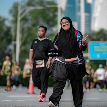 Runner Photo 6837552