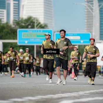 Runner Photo 6837600