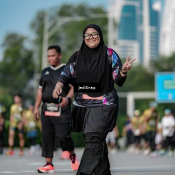 Runner Photo 6837601