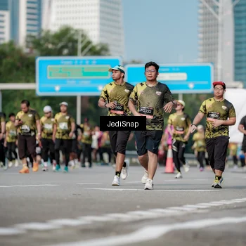 Runner Photo 6837604
