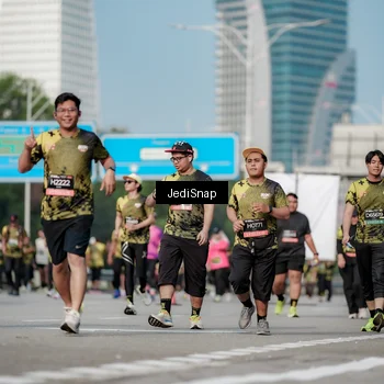 Runner Photo 6837643