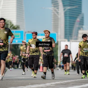 Runner Photo 6837650