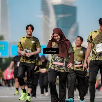 Runner Photo 6837720