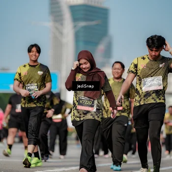 Runner Photo 6837724