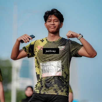 Runner Photo 6837767