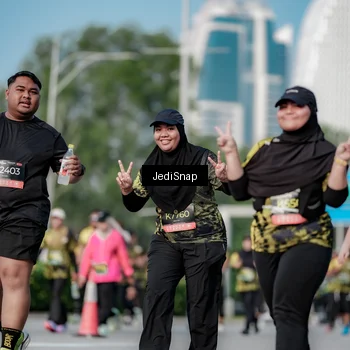 Runner Photo 6837791