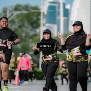 Runner Photo 6837803