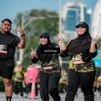 Runner Photo 6837854