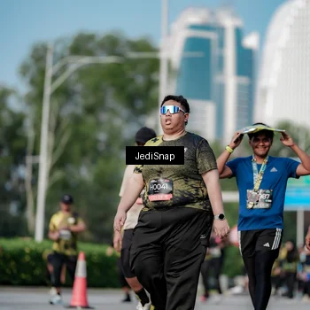 Runner Photo 6837858