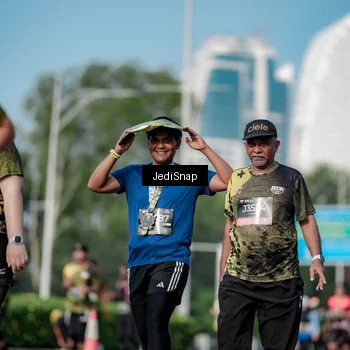 Runner Photo 6837892