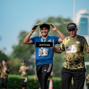 Runner Photo 6837893