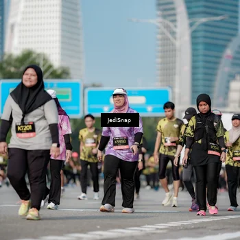 Runner Photo 6837924