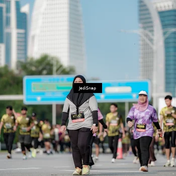 Runner Photo 6837927