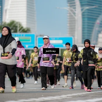 Runner Photo 6837933