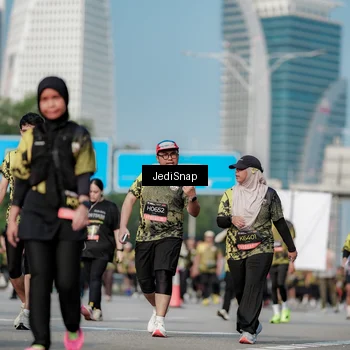 Runner Photo 6837961