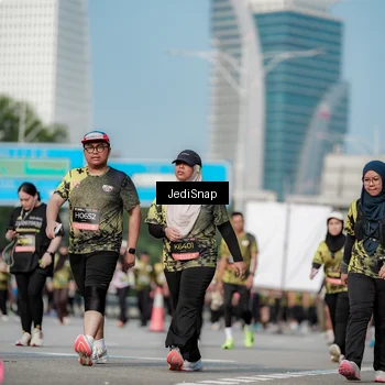 Runner Photo 6837962