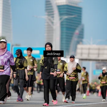 Runner Photo 6837979