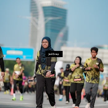 Runner Photo 6837983