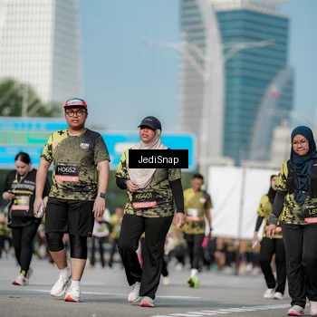Runner Photo 6837990
