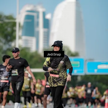 Runner Photo 6838055