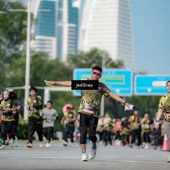 Runner Photo 6838173