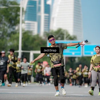 Runner Photo 6838191