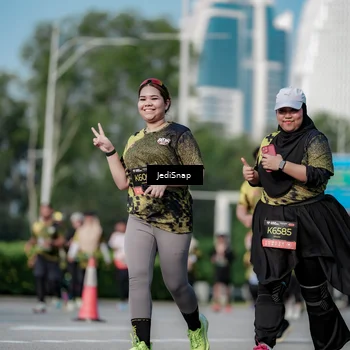 Runner Photo 6838235
