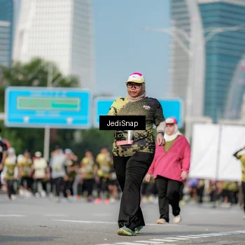 Runner Photo 6838249